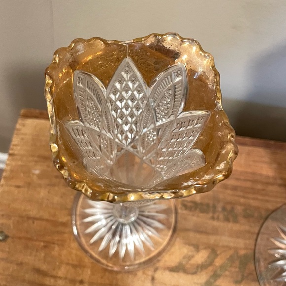 Vintage Fluted Crystal Vase Gold Trim 8” Tall - Picture 3 of 5